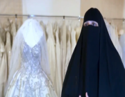 “فرحة وطرحة”.. متطوعات يطلقن مشروعاً لتجهيز العرائس المتعففات بلا مقابل في جدة (فيديو)