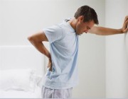 ألم مزعج أسفل الظهر قد يكون علامة على خطر الإصابة بمرض مهدد للحياة