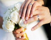 استشارية أسرية توضح السن المناسبة للزواج لدى الشباب والفتيات (فيديو)