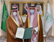 الأمير جلوي بن عبدالعزيز يستقبل رئيس جامعة نجران السابق