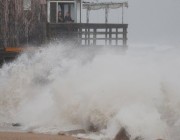 الرئيس الأمريكي يعلن حالة الطوارئ في ولايتي كونيتيكت ونيويورك بسبب العاصفة هنري