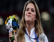 “حسناء الأولمبياد” تتبرع بميداليتها لإنقاذ طفل.. ثم المفاجأة
