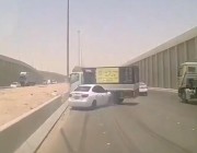 حـادث تصادم على طريق الرياض – الخرج والسبب آشعة الشمس