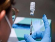 دراسة تكشف آثارا مدمرة لبطء التطعيم ضد كورونا على الاقتصاد