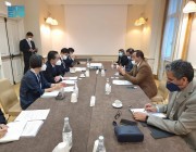 وزير التعليم ووزير الدولة الياباني يبحثان سبل تعزيز الأبحاث المشتركة بين جامعات البلدين