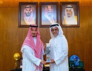 “المسحل” يشكر الشيخ سلمان آل خليفة لإشادته بإطلاق استراتيجية تحول كرة القدم السعودية