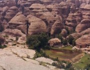 لقطات تُظهر جمال جبال “القهر” بجازان.. وهذه أبرز المعلومات حولها