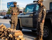 القوات الخاصة للأمن البيئي تضبط مخالفًا لنظام البيئة بحوزته 49.5 مترا مكعبا من الحطب المحلي بمدينة الرياض