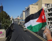 «الأردن» تعلن إلغاء الحظر وفتح القطاعات والمدارس