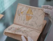 مكتبة الملك عبدالعزيز تقتني إحدى أندر المخطوطات الطبية في العالم (فيديو)