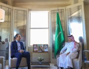 وزير الخارجية يبحث مع نظيره القطري العلاقات الثنائية بين البلدين