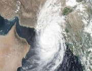 “تحديثات الأرصاد”: ارتفاع الأمواج في بعض مناطق المملكة الساحلية الشرقية بسبب “شاهين”