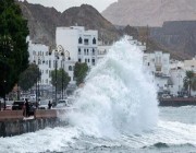 ارتفاع عدد الوفيات إلى 4 أشخاص جراء “إعصار شاهين” في سلطنة عمان