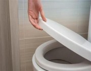 عادات سيئة وأخطاء في الحمام تشكل خطراً على صحة الإنسان