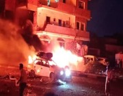 وسط سقوط ضحايا.. انفجار ضخم بمحيط مطار عدن الدولي