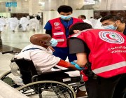 متطوعون ومتطوعات بالهلال الأحمر يسعفون 49 حالة في المسجد الحرام