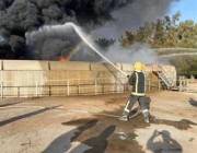 “مدني الرياض” يخمد حريقًا اندلع في مواد بلاستيكية في موقع تابع لإحدى الشركات (صور)