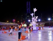 صور.. تجربة اللعب على الجليد تجذب زوار “الرياض ونتروندرلاند”