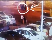 بالفيديو حادث مروع دهس 3 فتيات أثناء عبورهن طريق سريع في ‎#خميس_مشيط