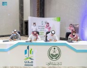 الأمير فيصل بن نواف يشهد توقيع 4 عقود لتوطين الصناعات في منطقة الجوف