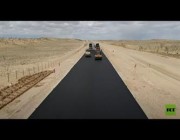 الصين تنتهي من بناء أول طريق عابر للصحراء