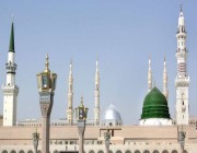 توافد زائري المسجد النبوي لزيارة روضته الشريفة والاستعداد لأداء صلاة الجمعة (فيديو)