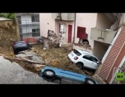 سيارات مقلوبة ومبان مدمرة في جزيرة إيطالية تعرضت لفيضانات عنيفة