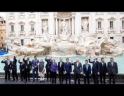 في تقليد تاريخي لزوار روما.. قادة مجموعة العشرين يلقون عملات معدنية في نافورة “تريفي” التاريخية