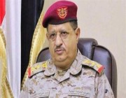 وزير الدفاع اليمني: طائرات أممية تستخدم بتهريب الأسلحة للحوثيين