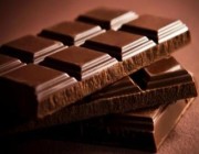 دراسة: 10 غرامات من الشوكولاتة تجعل الإنسان أكثر سعادة