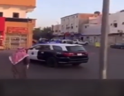 القبض على مواطن أطلق النار على رجال الأمن بعد سرقته مركبة والهرب بها في تبوك