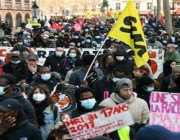 تظاهرات “مناهضة للعنصرية” في فرنسا للمطالبة بتسوية أوضاع المهاجرين غير الشرعيين