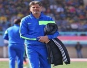 وفاة مدرب عراقي خلال إلقاء محاضرة أمام لاعبي فريقه