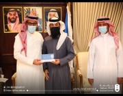 رئيس جامعة الملك سعود يكرّم الطلبة الحاصلين على الجوائز و المراكز الأولى في المسابقات المختلفة على مستوى المملكة