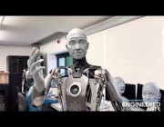 روبوت “Ameca” الجديد يحاكي الإنسان في لحظة استيقاظه