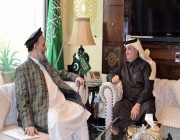 سفير خادم الحرمين الشريفين لدى باكستان يلتقي وزير الشؤون الدينية الباكستاني