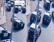 فيديو| مواطن يطلق النار على رجال الأمن بعد سرقته سيارة.. وهكذا حاصرته القوات