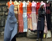بأمر من “طالبان”.. قطع رؤوس دمى عارضات الأزياء بمحلات الملابس النسائية في أفغانستان (فيديو)