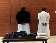 شرطة الرياض تقبض على مواطنَين لتزويرهما وصفات طبية لصرف أدوية محظورة الاستخدام