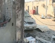 أكثر من 15 مركبة محترقة و6 ورش.. شاهد آثار تدمير صاروخ الحوثيين الباليستي في جازان (فيديو)