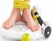 أخصائية تغذية تكشف عن معتقد خاطئ يُمارَس عند فقدان الوزن ( فيديو)