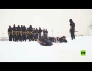 تدريب قتالي على طريقة النينجا لمحاربي كردستان وسط الثلوج
