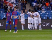 ريال مدريد يتأهل لنهائي السوبر الإسباني بثلاثية مُثيرة أمام برشلونة (فيديو وصور)
