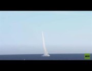 غواصة روسية تطلق صاروخا مجنحا من تحت الماء