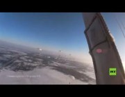 مظلي يوثّق عملية إنزال جوي من حاملة الجنود الروسية “إيل-76”