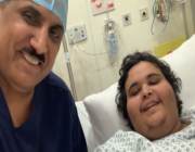 بعد تكفل طبيب سعودي بإجرائها.. الشاب “خليل”: حلمي تحقق وخضعت لعملية تكميم ناجحة (فيديو)