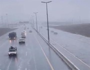 شاهد.. هطول أمطار في مكة المكرمة وجدة