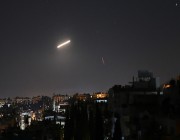 الدفاعات الجويّة تتصدى لأهداف معادية في سماء دمشق