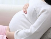 دراسة: تلقي لقاح كورونا في فترة الحمل يحمي الجنين بعد ولادته