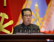 زعيم كوريا الشمالية يعاقب بستانيين بالسجن لعدم تفتح أزهار على اسم والده